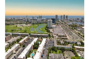 180 Ne 12th Ave 18c, Hallandale Beach 180 Ne 12th Ave 18c, Hallandale Beach