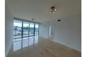 888 Biscayne Blvd APT 311, Miami, FL 33132, - MLS#A12026614
