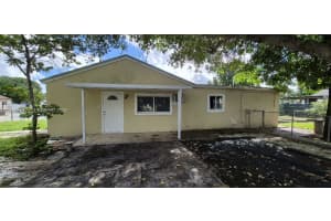 610 E 6th Pl, Hialeah, FL 33010, - MLS#A12026702