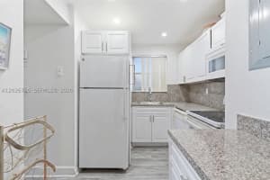 210 Fontainebleau Blvd APT 402, Miami, FL 33172, - MLS#A12026706