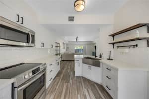 8942 W Flagler St APT 3, Miami, FL 33174, - MLS#A12026850