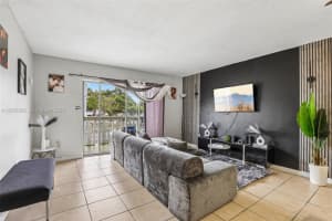15225 NE 6th Ave APT B208, Miami, FL 33162, - MLS#A12026926
