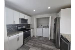10003 NW 9th St Cir Apt 2-17, Miami, FL 33172, - MLS#A12026931