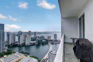 950 Brickell Bay Dr APT 4504, Miami, FL 33131, - MLS#A12027052