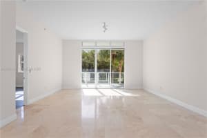 15051 Royal Oaks Ln APT 101, North Miami, FL 33181, - MLS#A12027121