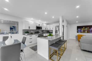 1350 Sw 122nd Avenue 415, Miami, Fl 33184, Miami