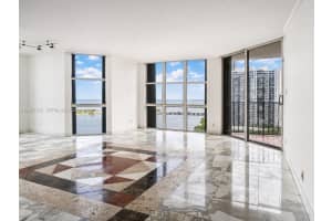 1925 Brickell Avenue, Miami, FL 33129 - MLS#A12027172