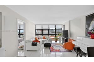 2017 S Ocean Dr APT 1104, Hallandale Beach, FL 33009, - MLS#A12027180