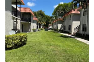 9716 Hammocks Blvd APT 101, Miami, FL 33196, - MLS#A12027265