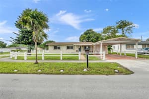 1900 NW 131st St, Miami, FL 33167, - MLS#A12027293