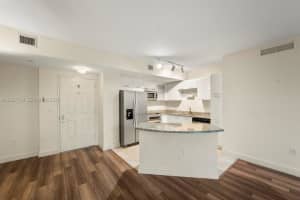 510 NW 84th Ave APT 241, Plantation, FL 33324, - MLS#A12027316