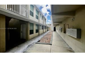 1025 SW 7th Ave APT 5, Miami, FL 33130, - MLS#A12027317