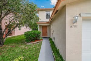 6188 Azalea Cir, West Palm Beach, FL 33415, - MLS#A12027325