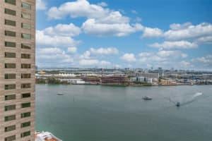 335 S Biscayne Blvd #2402, Miami, FL 33131, - MLS#A12027362