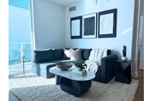 1900 Bayshore Drive, Miami, FL 33132 - MLS#A12027438