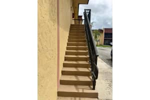 2854 NW 55th Ave APT 2B, Lauderhill, FL 33313, - MLS#A12027440