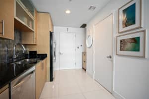 60 SW 13th St Apt 4408, Miami, FL 33130, - MLS#A12027460