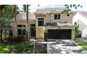 10202 Caracas St, Cooper City