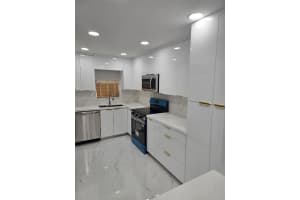 700 S Hollybrook Dr APT 207, Pembroke Pines, FL 33025, - MLS#A12027488