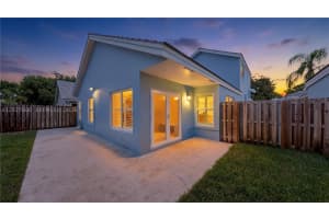 9203 Arborwood Cir, Davie, FL 33328, - MLS#A12027600