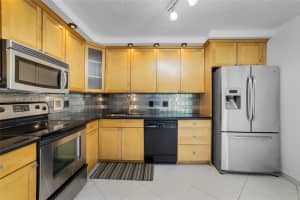 2814 N 46th Ave APT H475, Hollywood, FL 33021, - MLS#A12027605