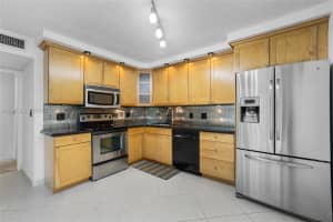 2814 N 46th Ave APT H475, Hollywood, FL 33021, - MLS#A12027605