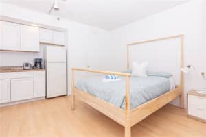 5445 Collins Ave APT 1105, Miami Beach, FL 33140, - MLS#A12027653
