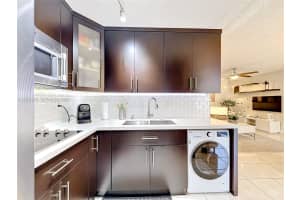 9350 Fontainebleau Blvd APT 101, Miami, FL 33172, - MLS#A12027670