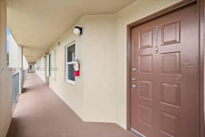 13255 SW 16th Ct APT 211K, Pembroke Pines, FL 33027, - MLS#A12027705