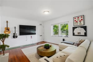 5530 SW 76th St a, Miami, FL 33143, - MLS#A12027715