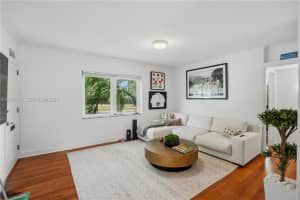 5530 SW 76th St a, Miami, FL 33143, - MLS#A12027715