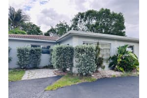 6631 NW 84th St, Tamarac, FL 33321, - MLS#A12027850