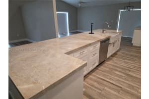 701 SW 93rd Ave, Pembroke Pines, FL 33025, - MLS#A12027923