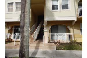 8964 W Flagler St APT 109, Miami, FL 33174, - MLS#A12028043