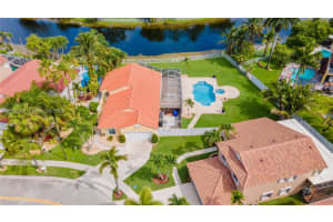1090 NW 192nd Ave, Pembroke Pines, FL 33029, - MLS#A12028065