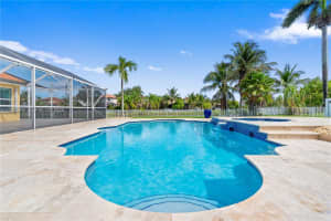 1090 NW 192nd Ave, Pembroke Pines, FL 33029, - MLS#A12028065