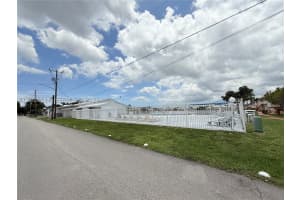 725 SW 11th Ave f8, Hallandale Beach, FL 33009, - MLS#A12028114