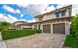 15079 SW 30th St, Miami, FL 33185, - MLS#A12028144