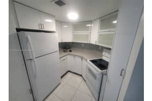 2600 Collins Ave APT 411, Miami Beach, FL 33140, - MLS#A12028153
