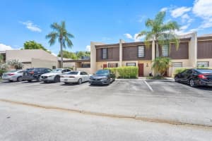 9942 NW 10th St #7, Pembroke Pines, FL 33024, - MLS#A12028194
