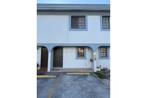 11789 Sw 18th St 4-30, Miami
