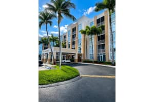 9755 NW 52nd St APT 219, Doral, FL 33178, - MLS#A12028328