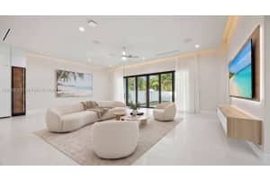 1135 NE 11th Ave, Fort Lauderdale, FL 33304, - MLS#A12028353