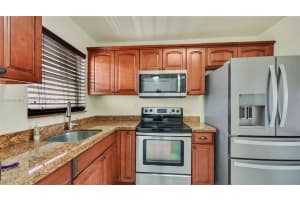 2811 N Pine Island Rd APT 302, Sunrise, FL 33322, - MLS#A12028396