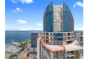 851 NE 1st Ave #5201, Miami, FL 33132, - MLS#A12028398