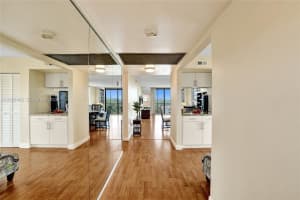 901 Colony Point Cir APT 501, Pembroke Pines, FL 33026, - MLS#A12028405