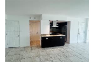 2655 Collins Ave APT 602, Miami Beach, FL 33140, - MLS#A12028428