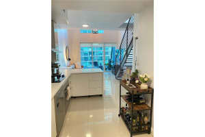 60 SW 13th St Apt 2212, Miami, FL 33130, - MLS#A12028439