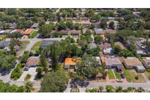 370 NE 165th St, Miami, FL 33162, - MLS#A12028536
