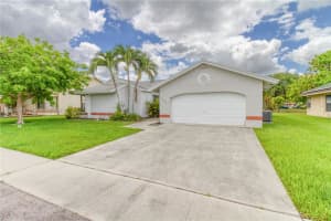 10360 NW 31st Ct, Sunrise, FL 33351, - MLS#A12028614